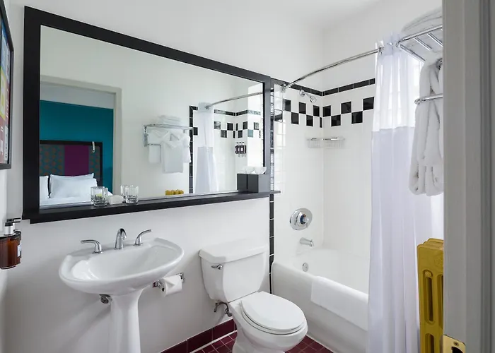 Hotel City Suites Hotel Chicago
