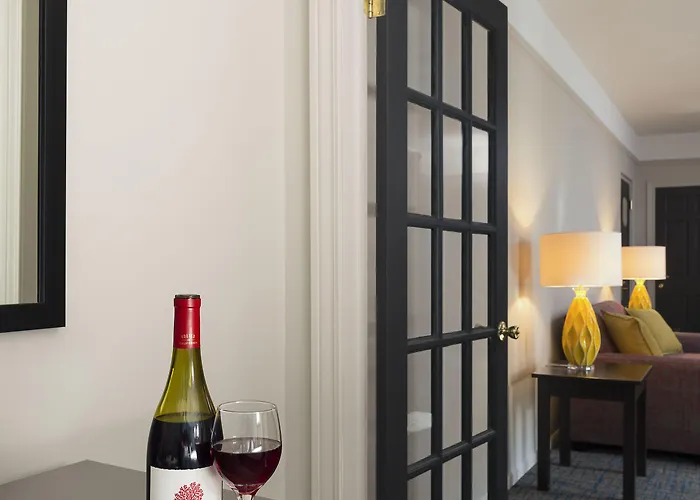 City Suites Hotel 3* Chicago