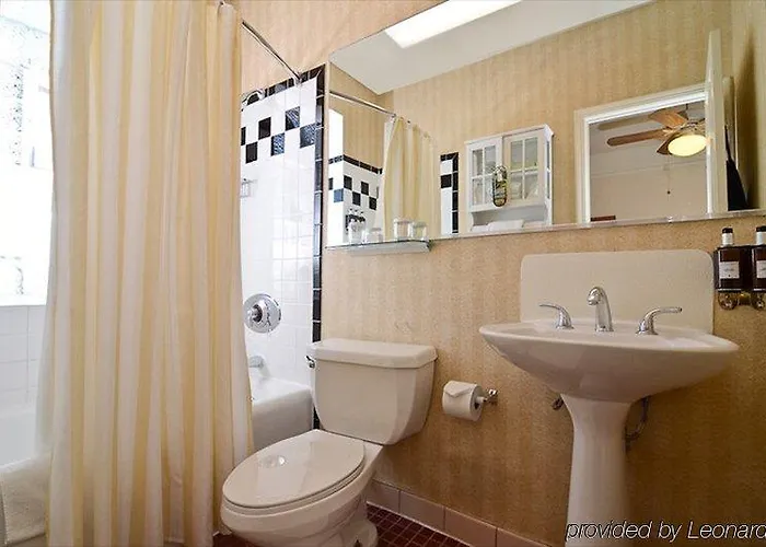 City Suites Hotel 3* Chicago